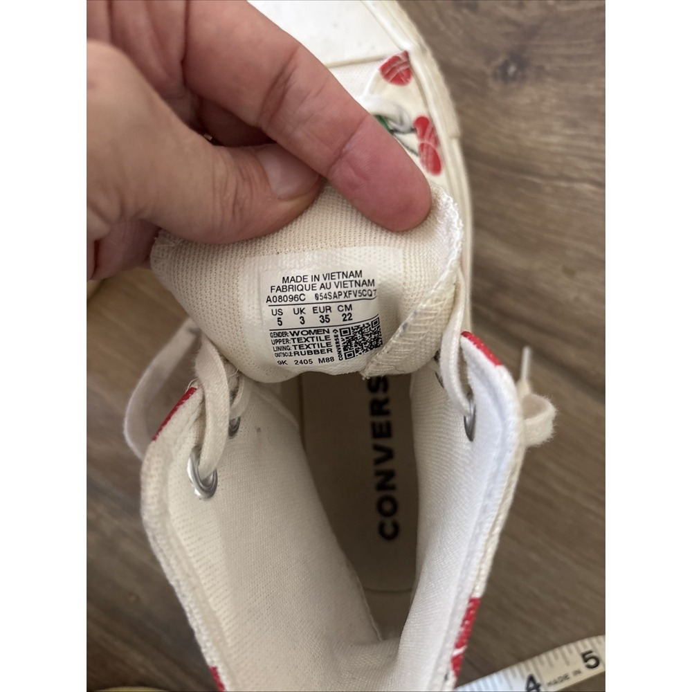 Converse Chuck Taylor AS Platform Cherries Shoe, Size 5 Women's - Picture 8 of 8